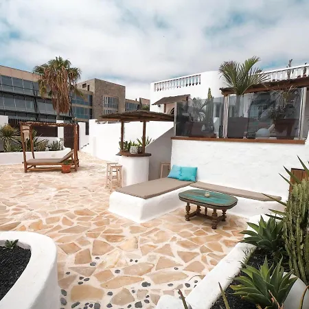 Luxury Beachfront Villa Βίλα *