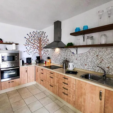 Βίλα Luxury Beachfront Villa
